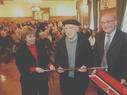 Eusko Jaurlaritzak omendu berria du Mikel Atxaga. euskeraren alde egindako bide luzearen aitorpena dela esan dute, Aizarnan asko ezagutzen dugu, apaiz egin zituen amaika urte eta bere emaztea ere Aizarnarra da.